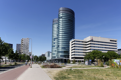 914295 Gezicht op het hoofdkantoor van Rabobank Nederland (Croeselaan 18) te Utrecht.